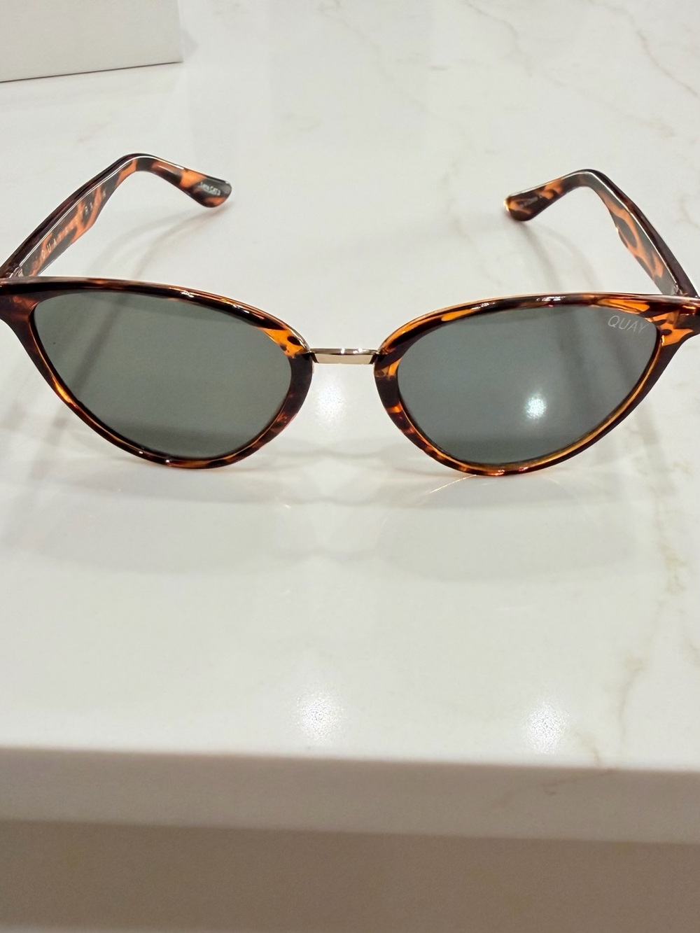 Quay Australia Tortoise Cat Eye Sunglasses - Brown Frame, Dark Gray Lenses